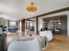 Luxurious apart with balcony-3BR-6P-Champs-Elysées